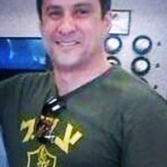 Meet your Posher, Mark - Picture 3 of 3